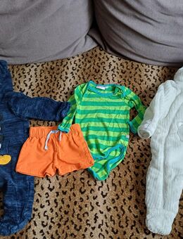 Babykleidung 50/56 - Geringswalde