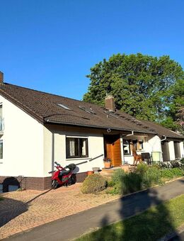 Großzügiges Einfamilienhaus mit Garten, Sauna und Doppelgarage - Homberg (Efze)