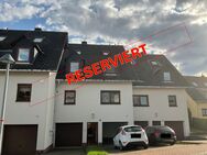 Gemütliche Dachgeschoss-Maisonette-Wohnung mit Renovierungsbedarf sucht neue Familie! - Marienberg