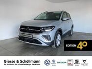 VW T-Cross, 1.0 TSI Life, Jahr 2022 - Schmallenberg