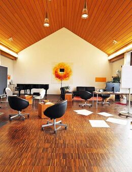 2 Gebäude: 1 Wohnhaus und 1 Bürogebäude mit ca. 415 qm Gesamtfläche - Viele Nutzungsmöglichkeiten! - Kupferzell