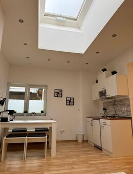 +++SCHMUCKSTÜCK++ SCHÖNE MÖBLIERTE WOHNUNG MIT ZENTRALER LAGE +++ - Fürth