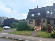 Gemütliches Wohnen in Neumünster: DHH mit Garten und Terrasse - OTTO STÖBEN GmbH - Neumünster