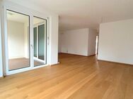 Gut geschnittene Wohnung mit Loggia - München