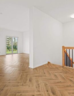 Sofortbezug / freier Blick / großer Wohnbereich / Bad / Gäste WC / hohe Räume / Balkon / Lift - Berlin