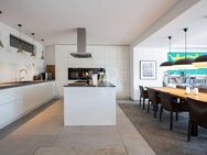EINE LUXURIÖSE WOHNUNG WIE IHR EIGENES HAUS MIT EINBAUSCHRÄNKEN EINBAUKÜCHE KAMIN UND WEINKELLER - Radebeul