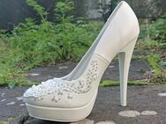 Gr. 39 + 40, sexy High Heels Pumps, weiß - Glitzer + Perlen - Wedding Pumps, Hochzeit, Party - Bruchköbel