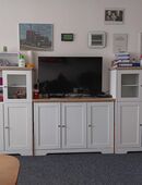 drei weiße Schränke in 12353