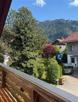 Charmante und helle 2-Zimmerwohnung mit Balkon und neuer EBK - Oberammergau