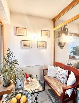 SONNEN-GARANTIE - Helle 2-Zimmer-Wohnung mit Wintergarten in Mühlheim am Main! - Mühlheim (Main)