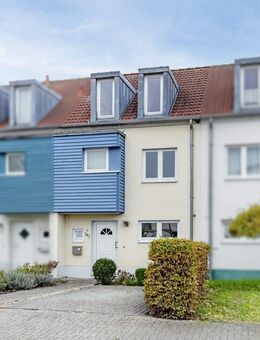 Familiendomizil auf großem Grundstück in Feldrandlage von Köln Alt-Meschenich - Köln