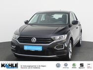 VW T-Roc, 2.0 TDI Style, Jahr 2021 - Neustadt (Rübenberge)