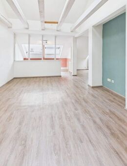 Lichtdurchflutetes Wohnerlebnis unter dem Dach - Merkendorf