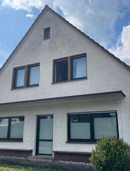 Vielfältig nutzbares Einfamilienhaus mit Garten und Einliegerwohnung in bevorzugter Wohnlage - Balve