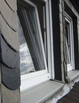 Attraktive 2-Zimmer-Dachgeschosswohnung in zentraler Lage von Hamm - Hamm