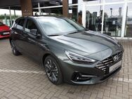 Hyundai i30, 1.5 T-GDI Edition 30 7, Jahr 2021 - Beckum