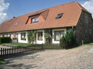 Doppelhaushälfte mit Garage und Carport - Demmin
