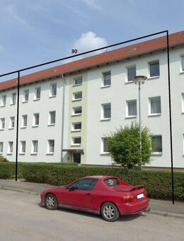 2 komplett vermietete Mehrfamilienreihenhäuser mit 12 Wohnungen in schöner und ruhiger Lage von Rudolstadt/Cumbach zu verkaufen - Rudolstadt