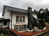 Charmantes Einfamilienhaus mit Hallenbad in Rodenbach-Oberrodenbach - Rodenbach (Hessen)