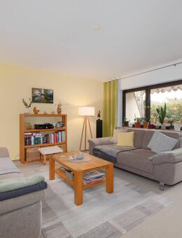 Vermietete 3-Zimmer-Wohnung mit Garage in Sandweier - Kapitalanlage mit Steigerungspotenzial - Baden-Baden