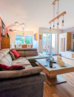 Charmantes Reihenmittelhaus in Hönow mit Garten, Terrasse und Carport - Perfekt für Familien! - Hoppegarten