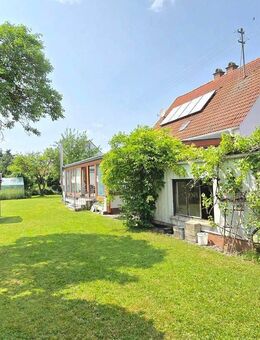 Altbau mit traumhaft großem Wintergarten und riesigem Grundstück - Untermeitingen