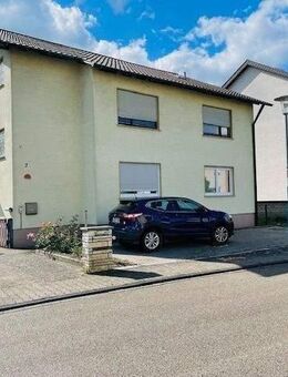 Geräumige OG-Wohnung mit Gartenanteil in ruhiger Lage / Kirrlach - Waghäusel