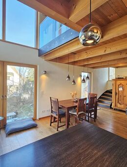 Extravagantes Wohnen/Arbeiten Gesamt 288 m² Haus 147 m² Wfl. + Büro/Praxis... 141 m² Wendelstein! - Wendelstein