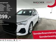 Audi Q3, S line 40 TFSI quatt Black R, Jahr 2024 - Wackersdorf