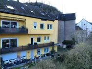 Gepflegtes Mehrfamilienhaus mit 4 Wohnungen + Gewerbeobjekt in Gerolstein - Gerolstein