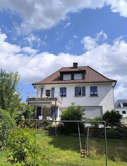 Erdgeschosswohnung (energetisch modernisiert) in ruhiger Lage und fantastische Aussicht - Eislingen (Fils)