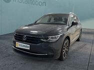 VW Tiguan, 1.5 TSI MOVE, Jahr 2024 - München