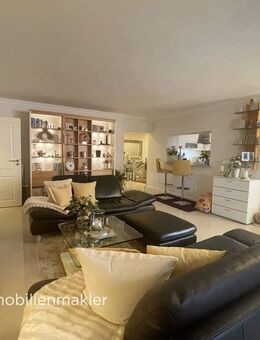 Saniert 2016- 3-Zimmer ETW in Großburgwedel - 117?m² Wohnkomfort mit 2 Balkonen, 2 Bädern, Garage - Burgwedel