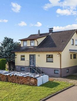 Großzügiges Wohnen mit zwei Einheiten - Gartenparadies, Wellness & Weitblick in Starzach-Felldorf - Starzach