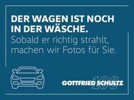 VW Golf, 1.5 l eTSI Life, Jahr 2020 - Grevenbroich