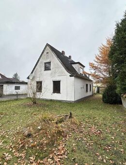 Sanierungsbedürftiges Einfamilienhaus mit großem Grundstück in ruhiger Sackgasse! - Bokel (Landkreis Rendsburg-Eckernförde)