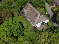 Reetgedecktes Traumhaus mit großem Grundstück und Einliegerwohnung - Stilvoll & Besonders - Kaaks