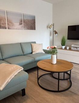 Wunderschöne Ferienwohnung an der Nordseeküste inkl. eigener Sauna, Pkw-Stellplatz und Einrichtung - Butjadingen