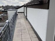 RENOVIERUNGSBDÜRFTIGE DACHGESCHOSSWOHNUNG MIT BLICK AUF WERLER KURPARK - Werl