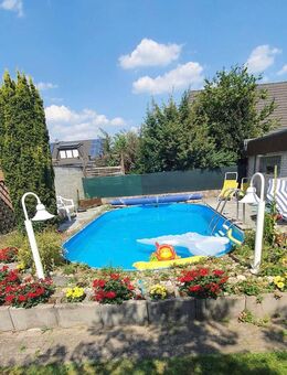 Poolgeplätscher im schönen Hemsbünde - Hemsbünde