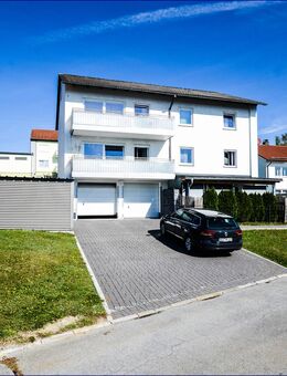 *** Kapitalanleger aufgepasst *** 4,14 % Soll-und Rohrendite Mehrfamilienhaus mit 3 Parteien - bestens gepflegt - Schöllnach