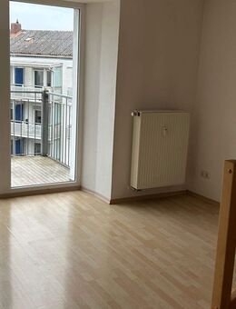 3 ZKB Regensburg Leublfingstr. 5, Balkon, 3er WG geeignet - Regensburg