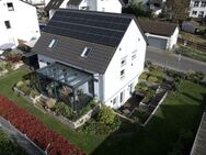 Eleganz und Energieeffizienz: Exklusives Familienhaus mit smarten Features - Ober-Ramstadt