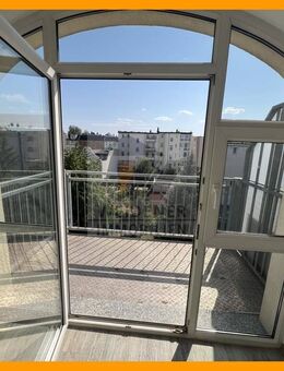Mit Wintergarten! 3-Raum Wohnung mit Wanne, Balkon und Mietergarten in Gera-Debschwitz! - Gera