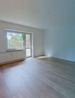 Renovierte 3-Zimmer-Wohnung mit Balkon, EBK und intelligentem Grundriss - Rendsburg