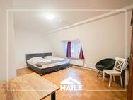 Großzügige 2,5- Zimmerwohnung mit EBK und Balkon und schönem Ausblick! - Stuttgart