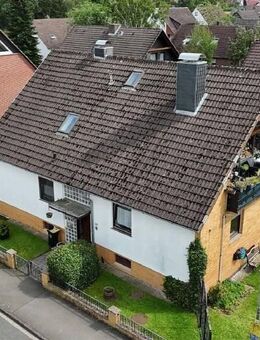 Ruhig gelegenes 2-Familienhaus mit Einliegerwohnung in Holtensen - Göttingen