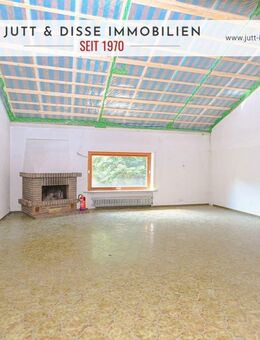 Einfamilienhaus mit neuem Dach, Ausbaureserve u. sonnigem Grundstück in guter Wohnlage von Malsch - Malsch (Landkreis Karlsruhe)