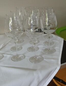 Weingläser ,,Kristo" 8x24x8 - Neu - Birken-Honigsessen