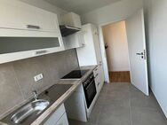 Frisch renovierte Premium Wohnung mit Einbauküche und 2 Balkonen - Bad Vilbel